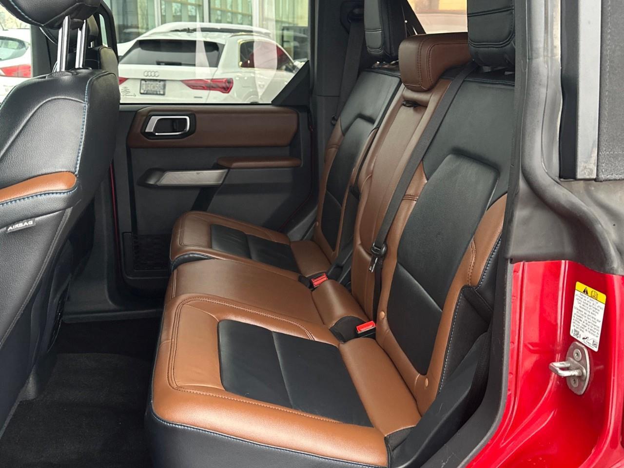 2021 Ford Bronco Outer Banks 4dr 4x4 Photo