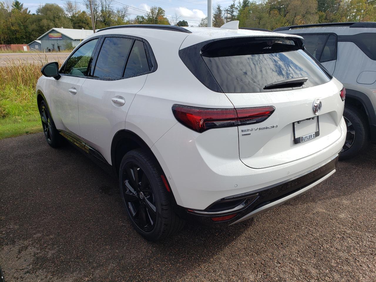 2023 Buick Envision Essence All-Wheel Drive Photo4