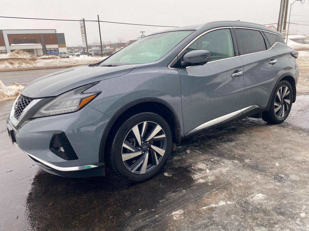 2023 Nissan Murano SL 4dr All-wheel Drive Photo4