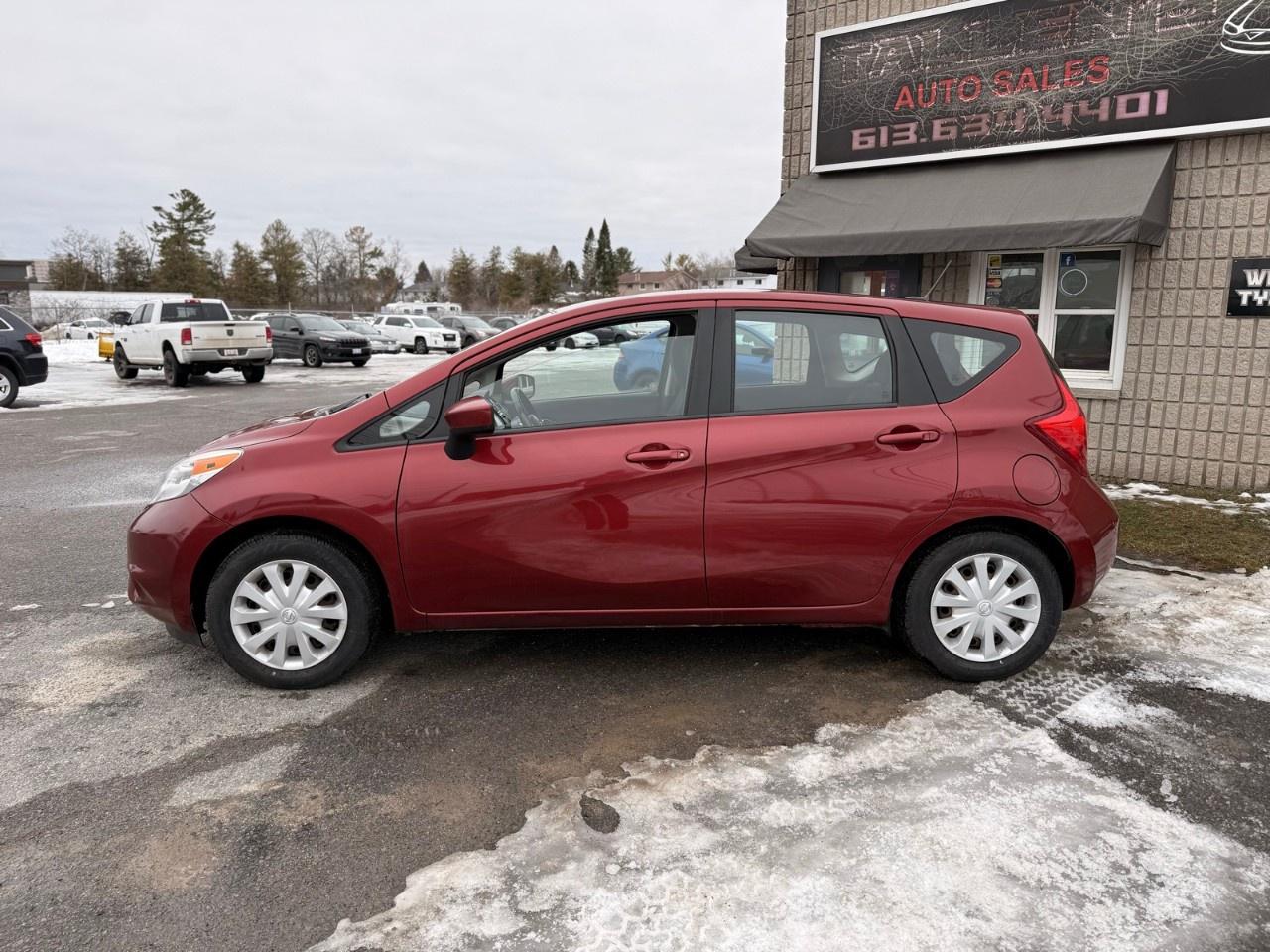 2016 Nissan Versa Note 5dr HB Auto 1.6 SV Photo
