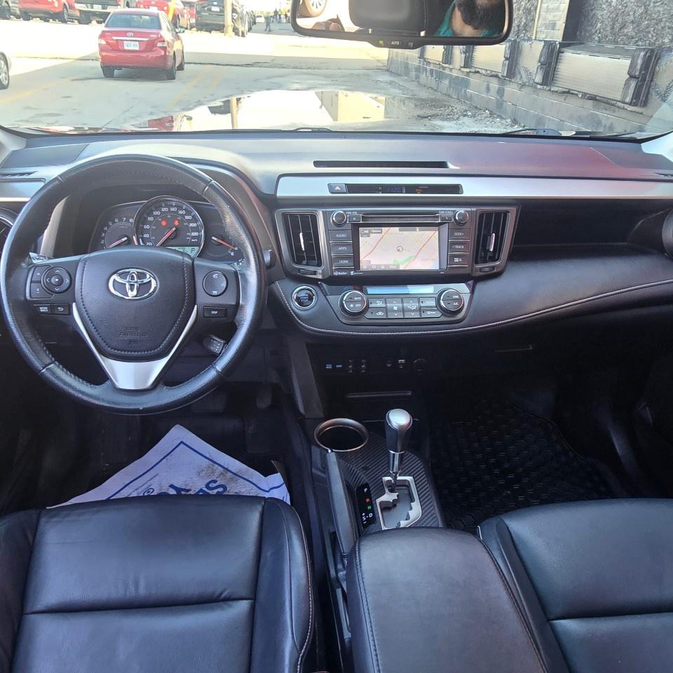 2015 Toyota RAV4 AWD 4dr Limited Photo