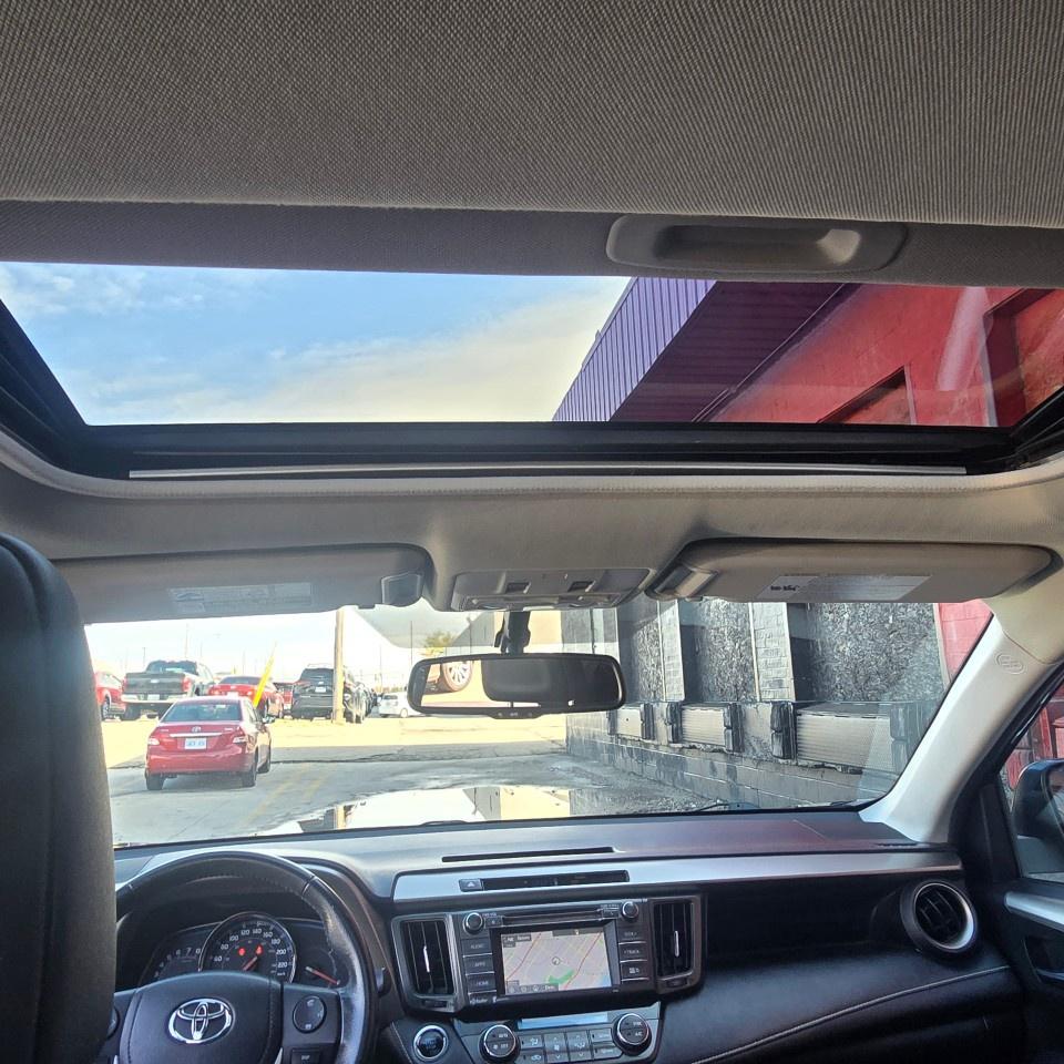 2015 Toyota RAV4 AWD 4dr Limited Photo