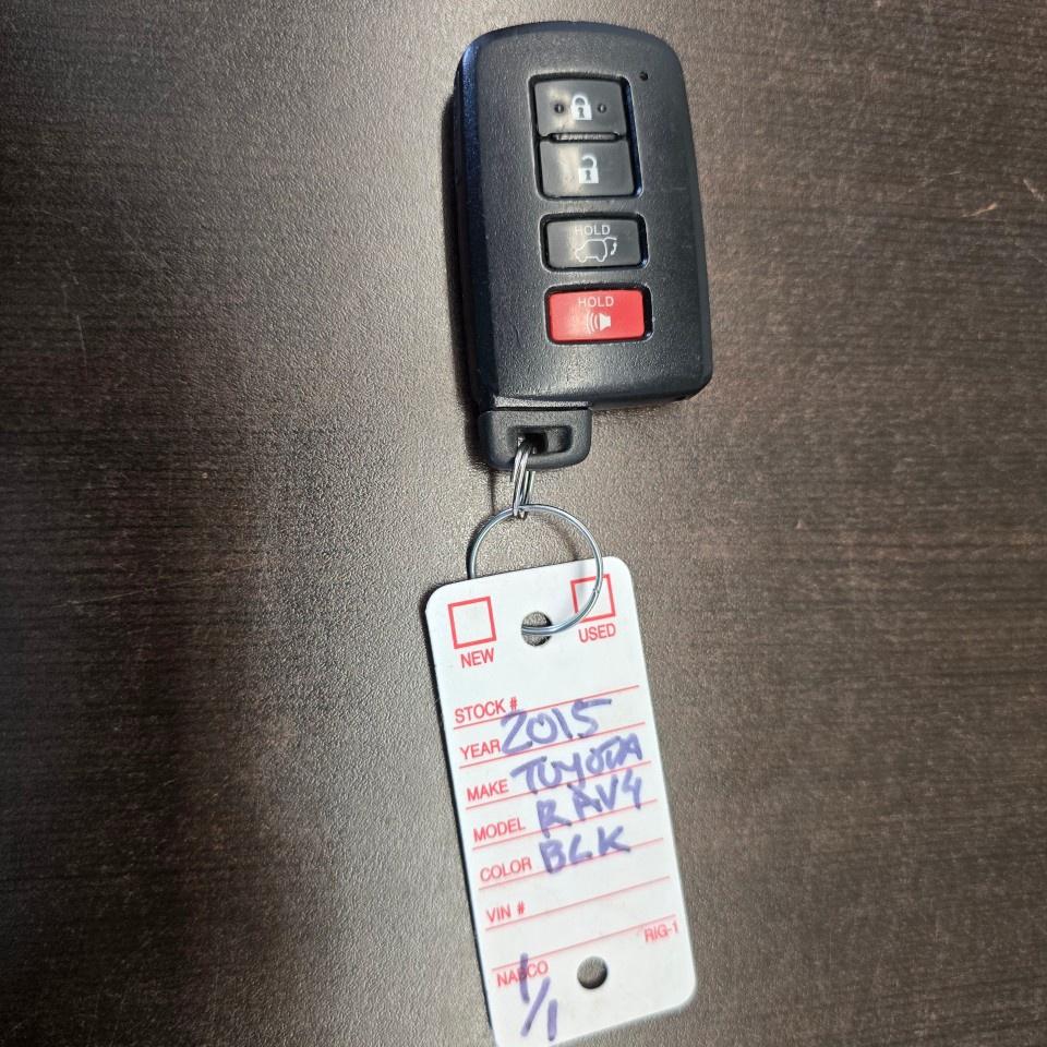 2015 Toyota RAV4 AWD 4dr Limited Photo