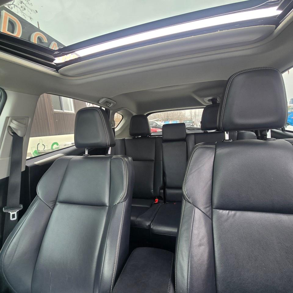 2015 Toyota RAV4 AWD 4dr Limited Photo