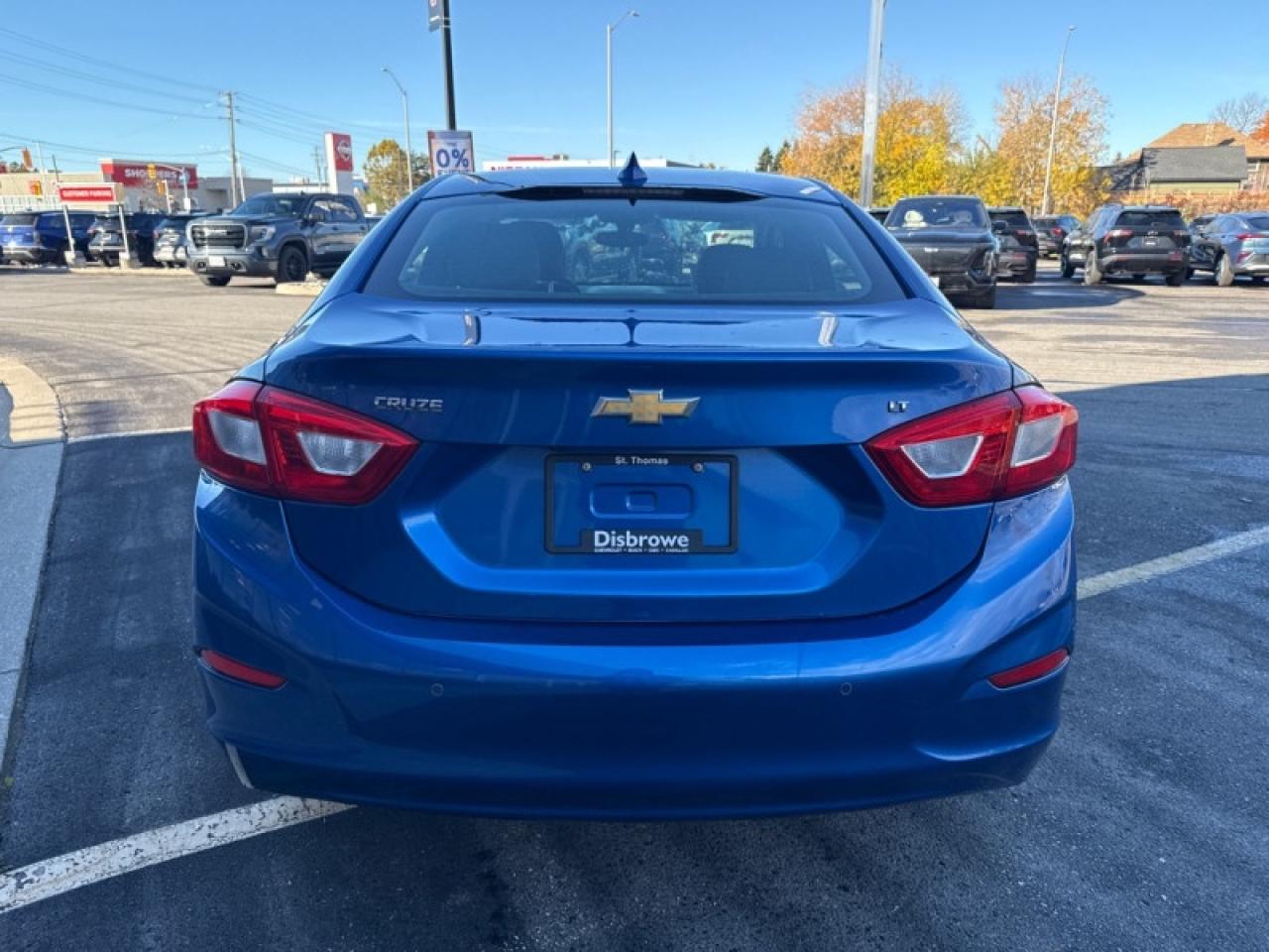 2016 Chevrolet Cruze LT Photo4