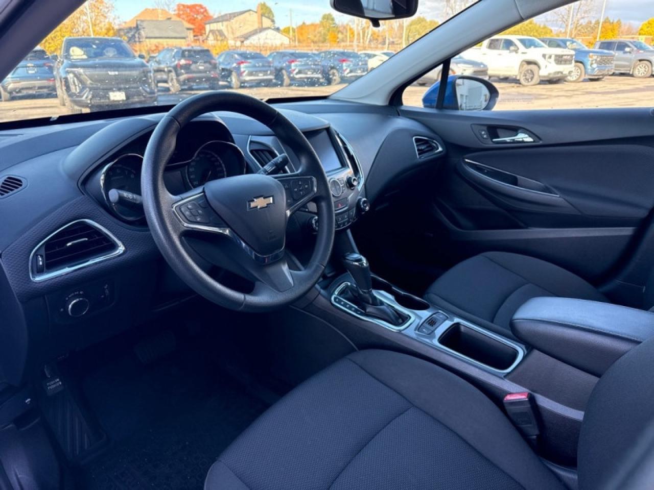 2016 Chevrolet Cruze LT Photo