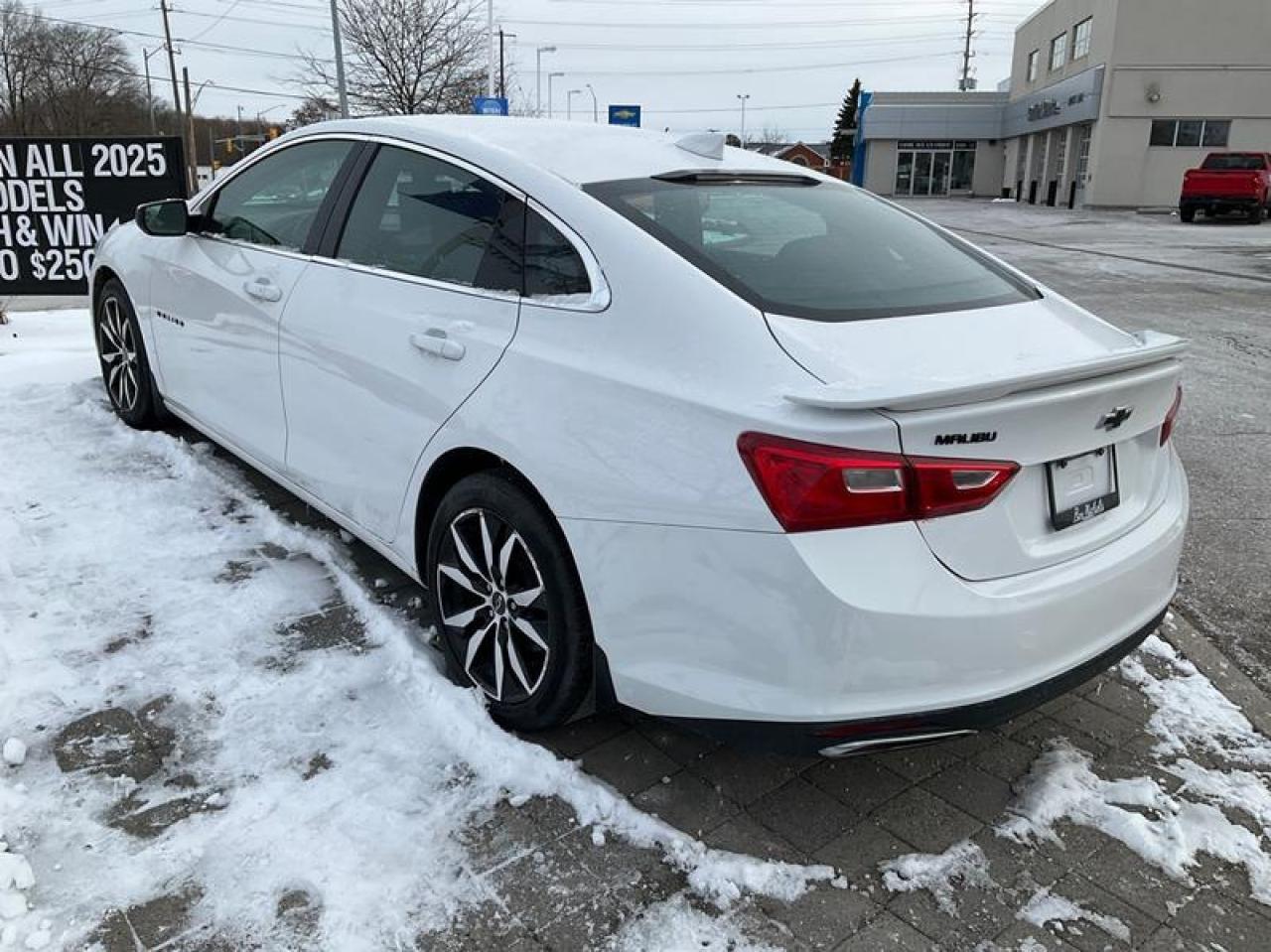 2022 Chevrolet Malibu RS Photo