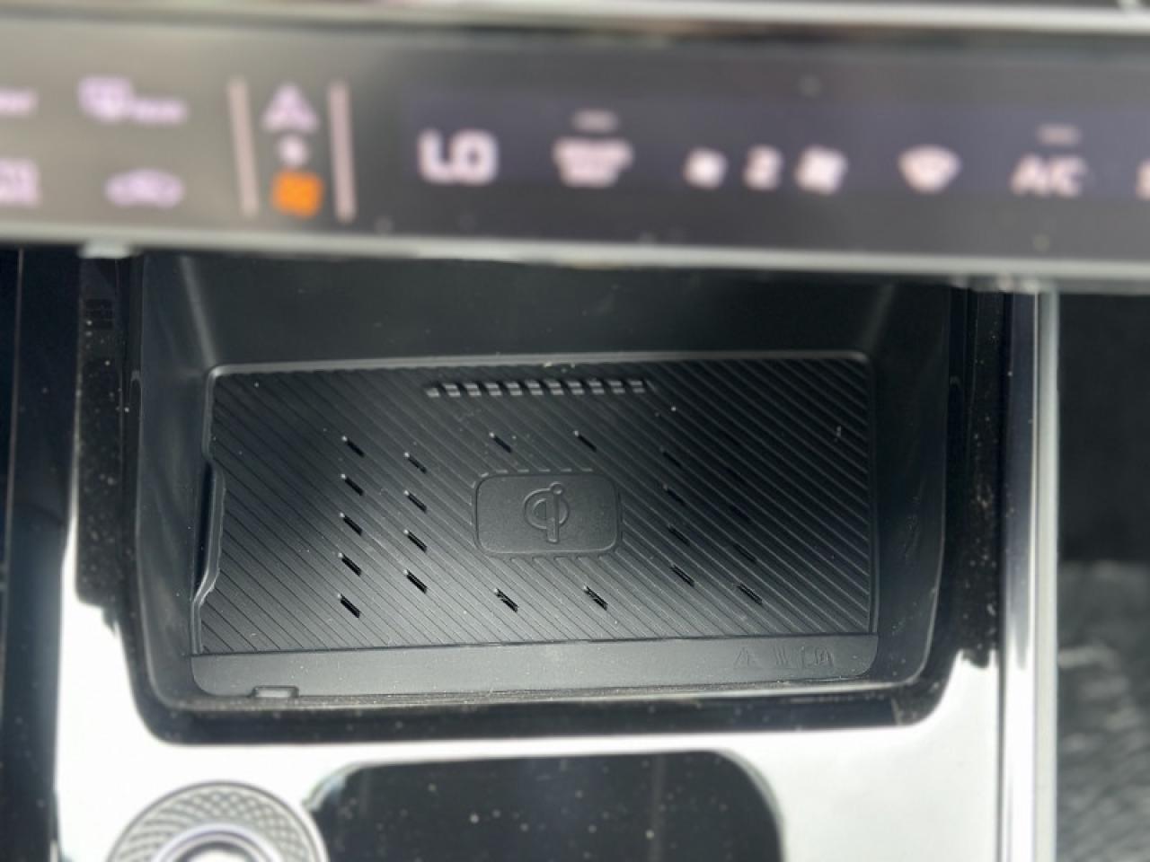 2025 Kia Niro Plug-In Hybrid EX Premium Photo