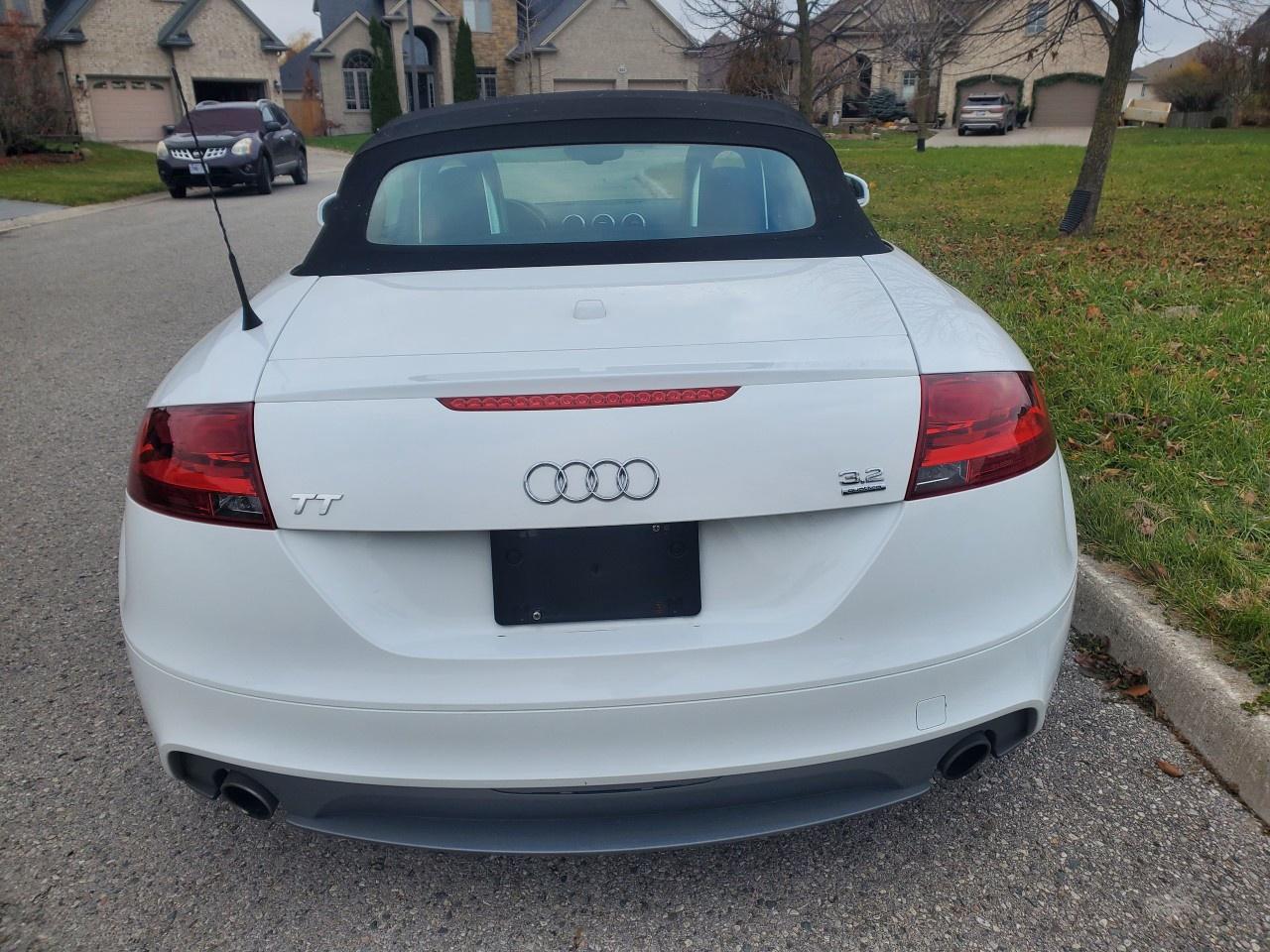 2008 Audi TT 2dr Roadster Man 3.2L quattro Photo