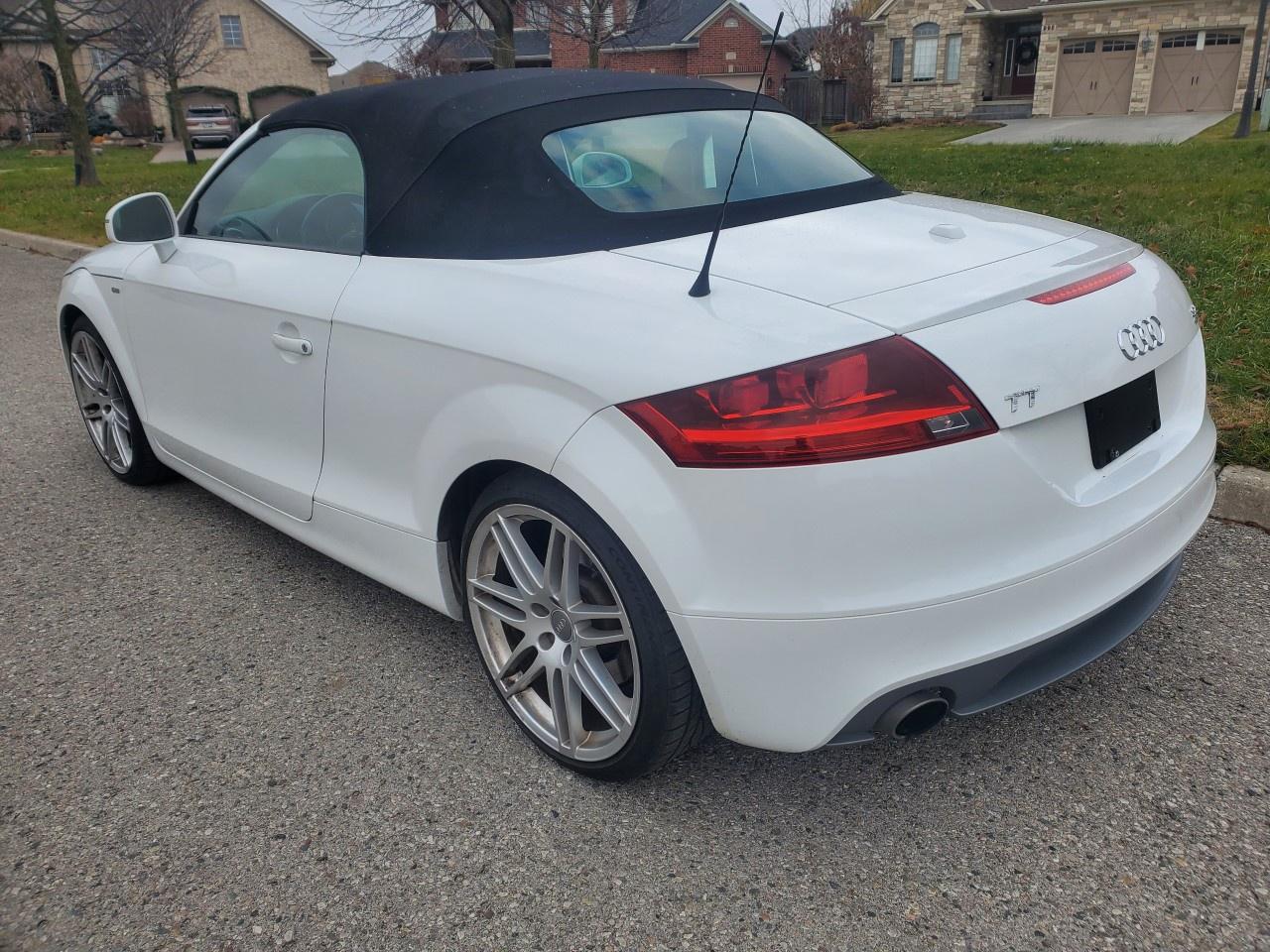 2008 Audi TT 2dr Roadster Man 3.2L quattro Photo