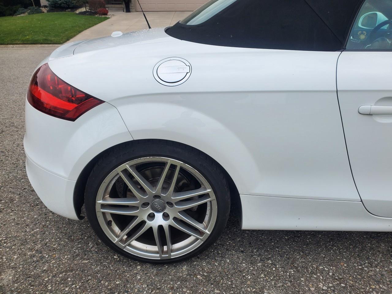 2008 Audi TT 2dr Roadster Man 3.2L quattro Photo