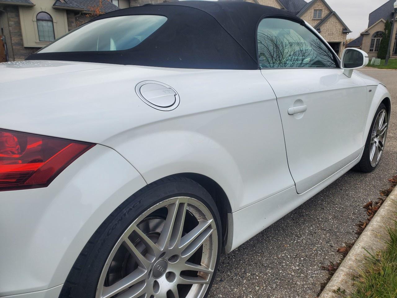 2008 Audi TT 2dr Roadster Man 3.2L quattro Photo