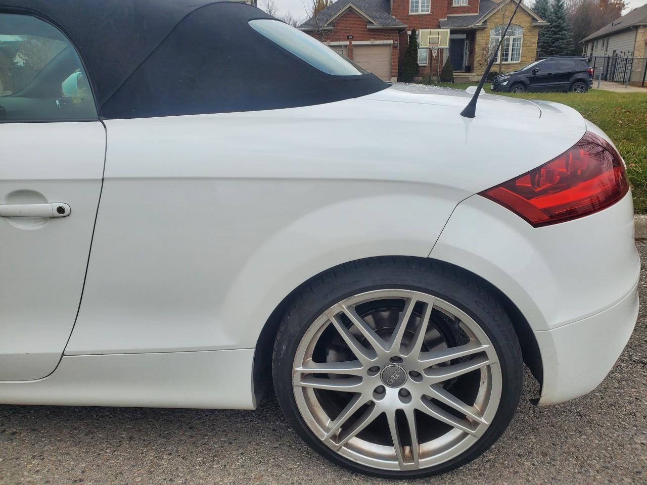 2008 Audi TT 2dr Roadster Man 3.2L quattro Photo