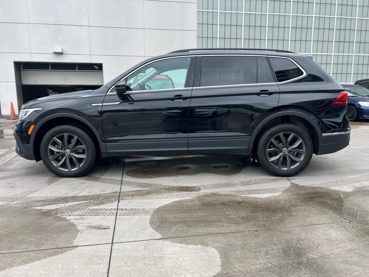 2022 Volkswagen Tiguan Comfortline 4dr All-wheel Drive 4MOTION Photo