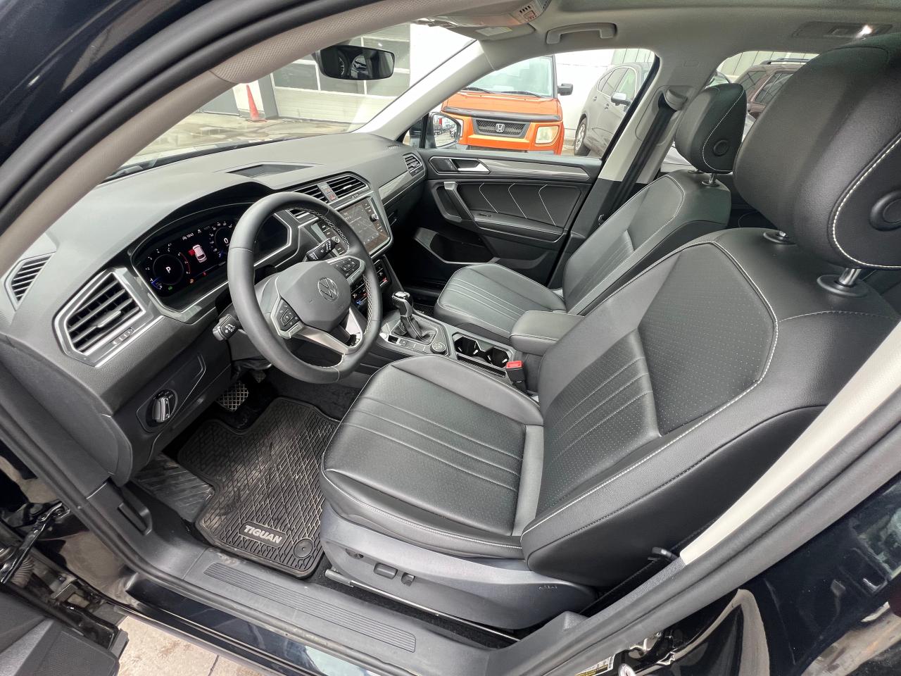 2022 Volkswagen Tiguan Comfortline 4dr All-wheel Drive 4MOTION Photo