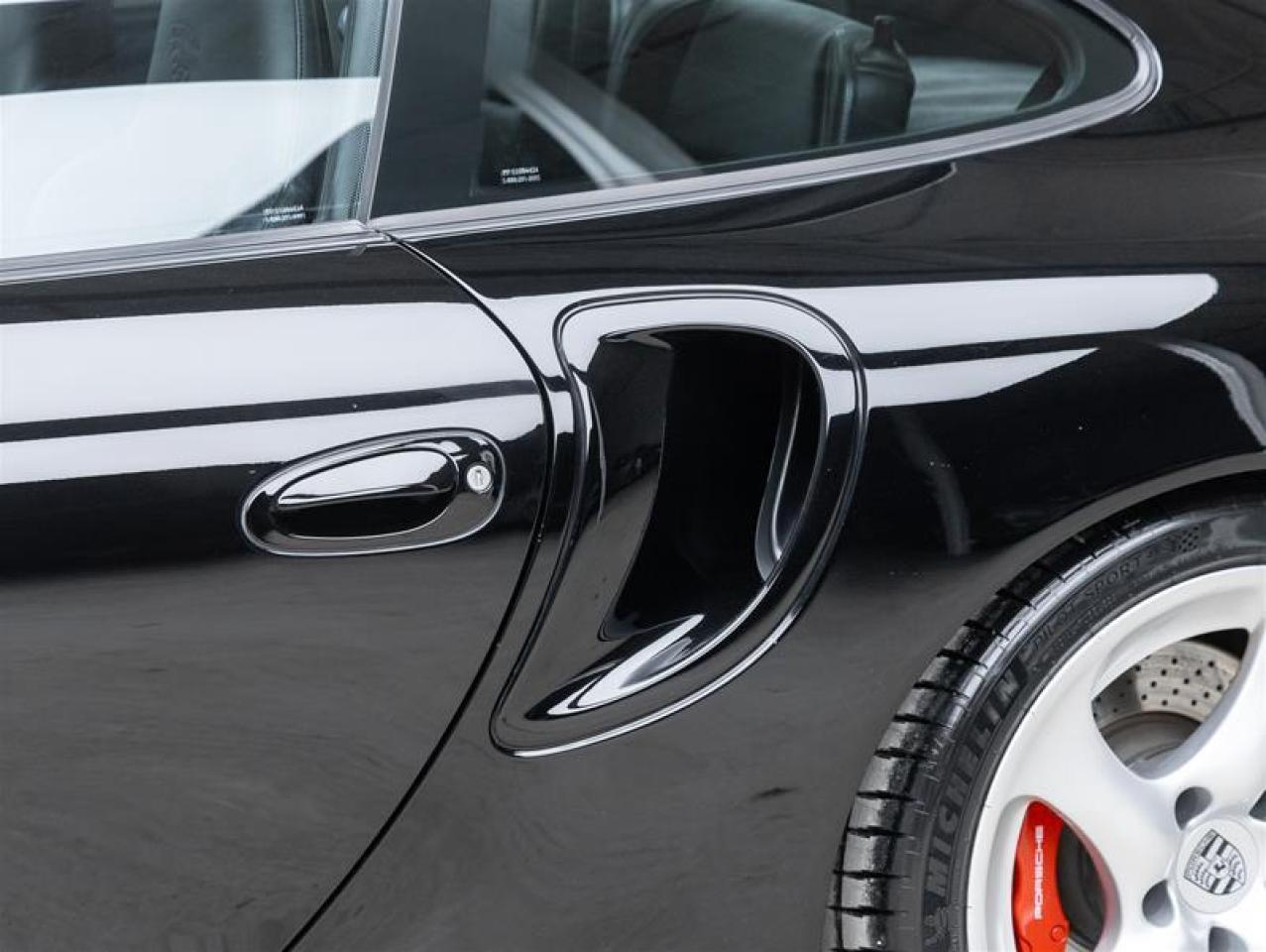 2001 Porsche 911  Photo