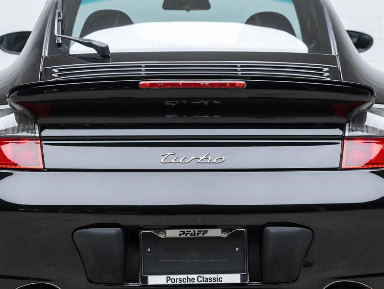 2001 Porsche 911  Photo