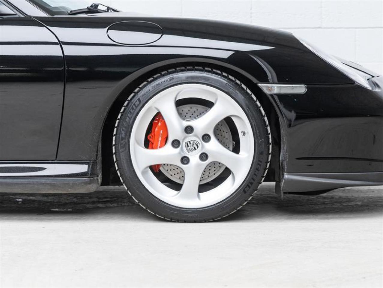 2001 Porsche 911  Photo