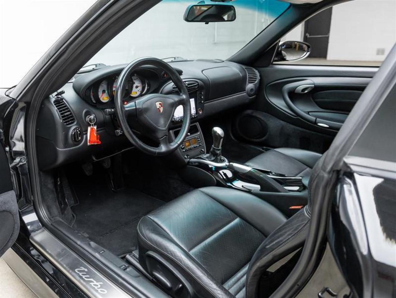 2001 Porsche 911  Photo