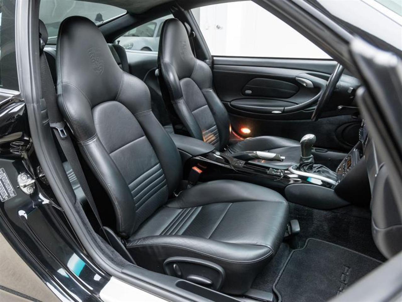 2001 Porsche 911  Photo