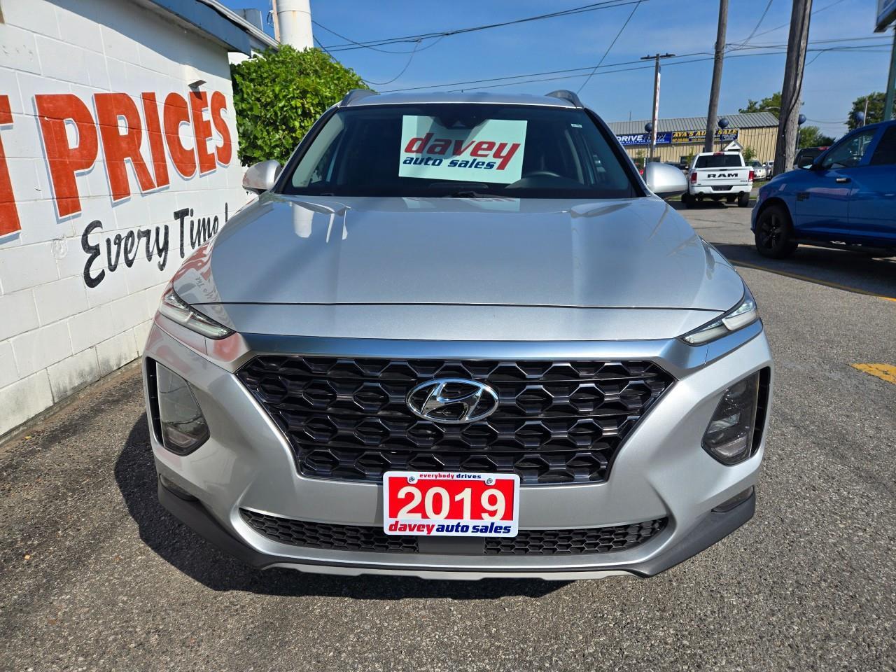 2019 Hyundai Santa Fe Essential w/Safety Package (A8) 4dr Front-Wheel Drive Photo