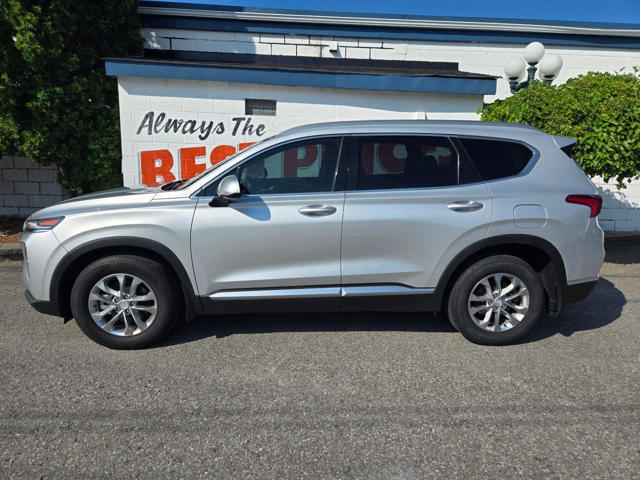 2019 Hyundai Santa Fe Essential w/Safety Package (A8) 4dr Front-Wheel Drive Photo