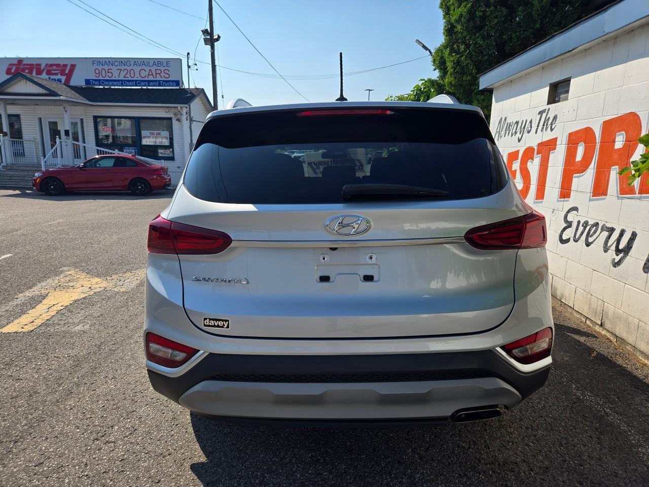 2019 Hyundai Santa Fe Essential w/Safety Package (A8) 4dr Front-Wheel Drive Photo
