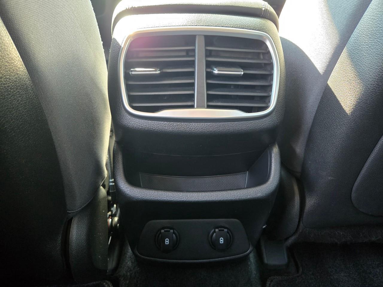 2019 Hyundai Santa Fe Essential w/Safety Package (A8) 4dr Front-Wheel Drive Photo