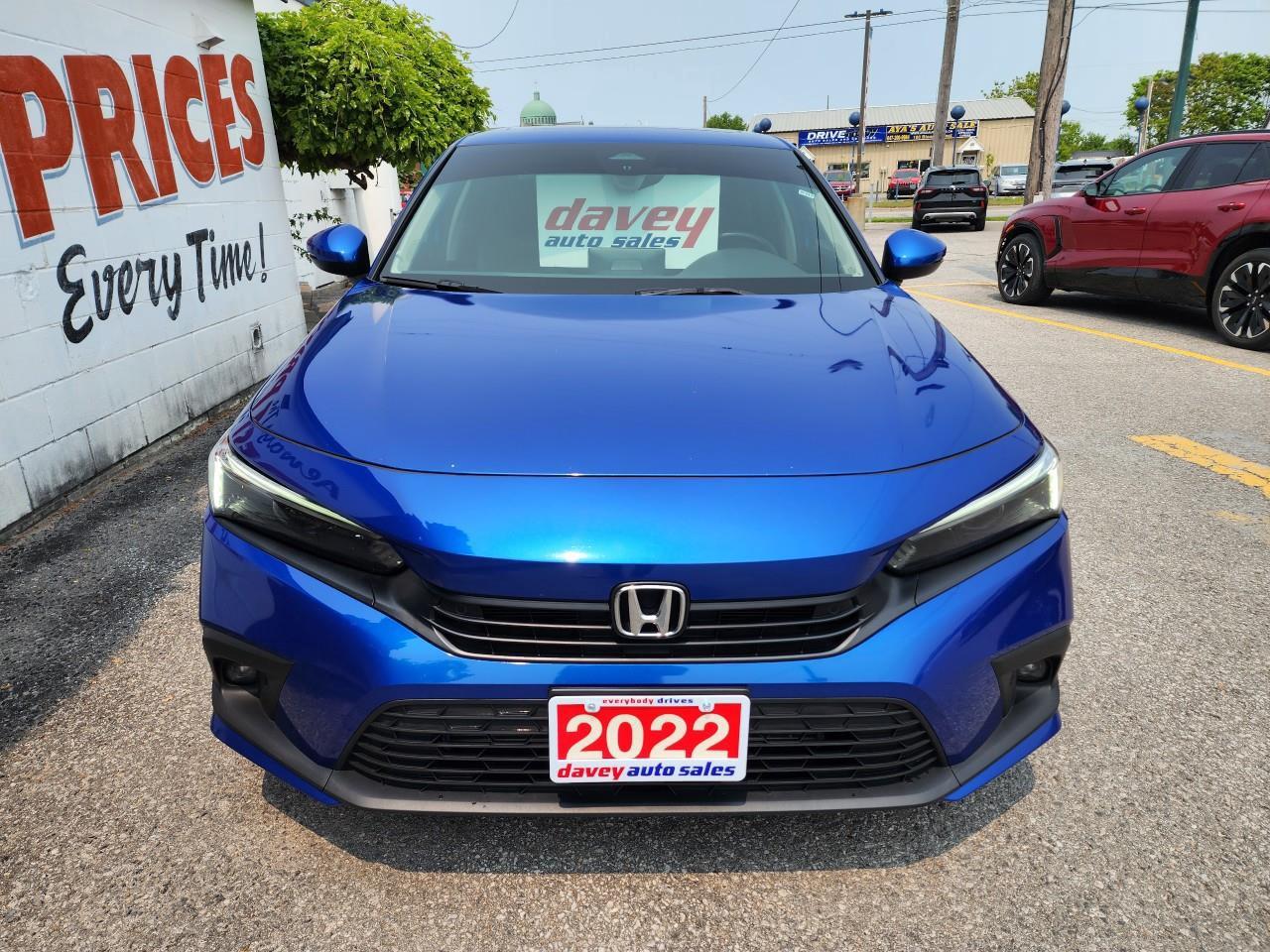2022 Honda Civic Touring 4dr Sedan Photo