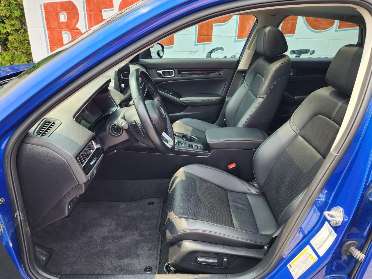 2022 Honda Civic Touring 4dr Sedan Photo