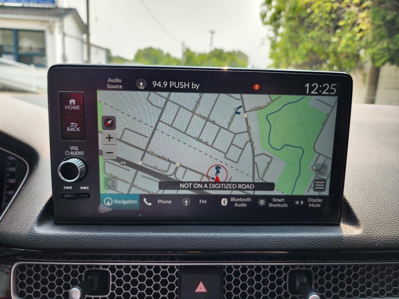 2022 Honda Civic Touring 4dr Sedan Photo