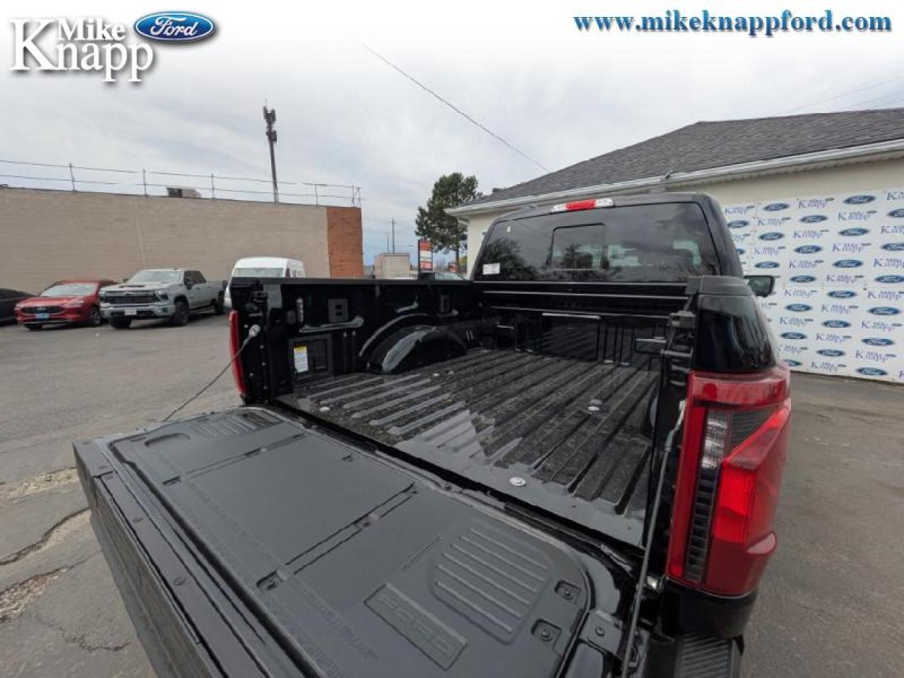 2025 Ford F-150 XLT Photo