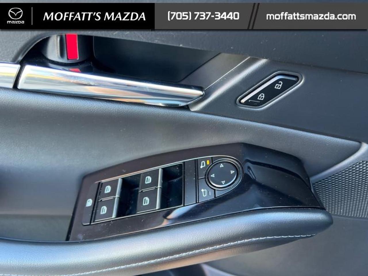 2025 Mazda CX-30 GS Photo