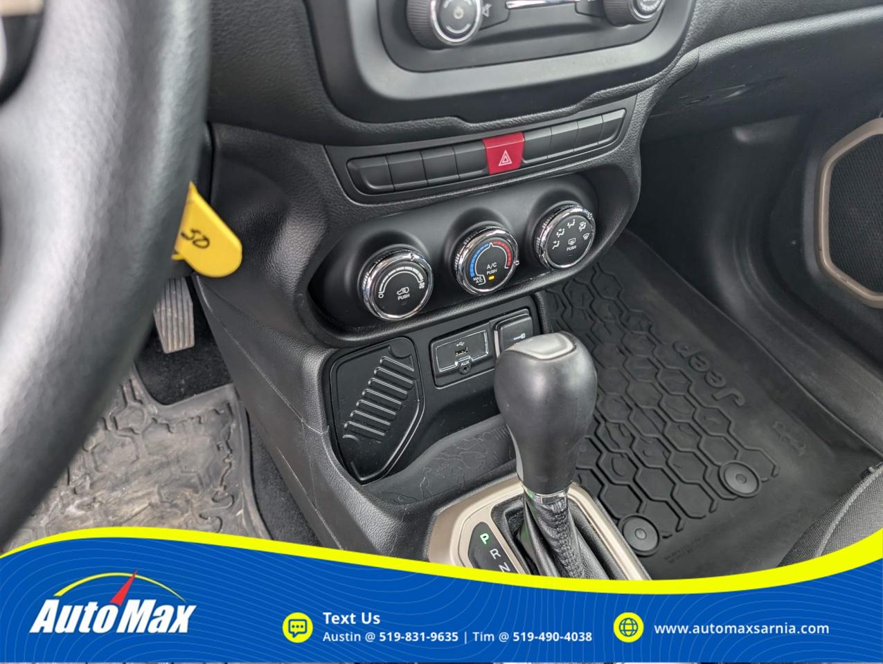 2015 Jeep Renegade Sport 4dr Front-wheel Drive Photo