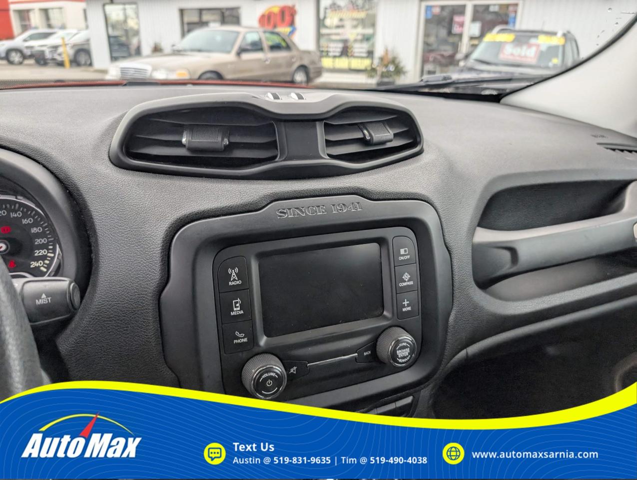 2015 Jeep Renegade Sport 4dr Front-wheel Drive Photo