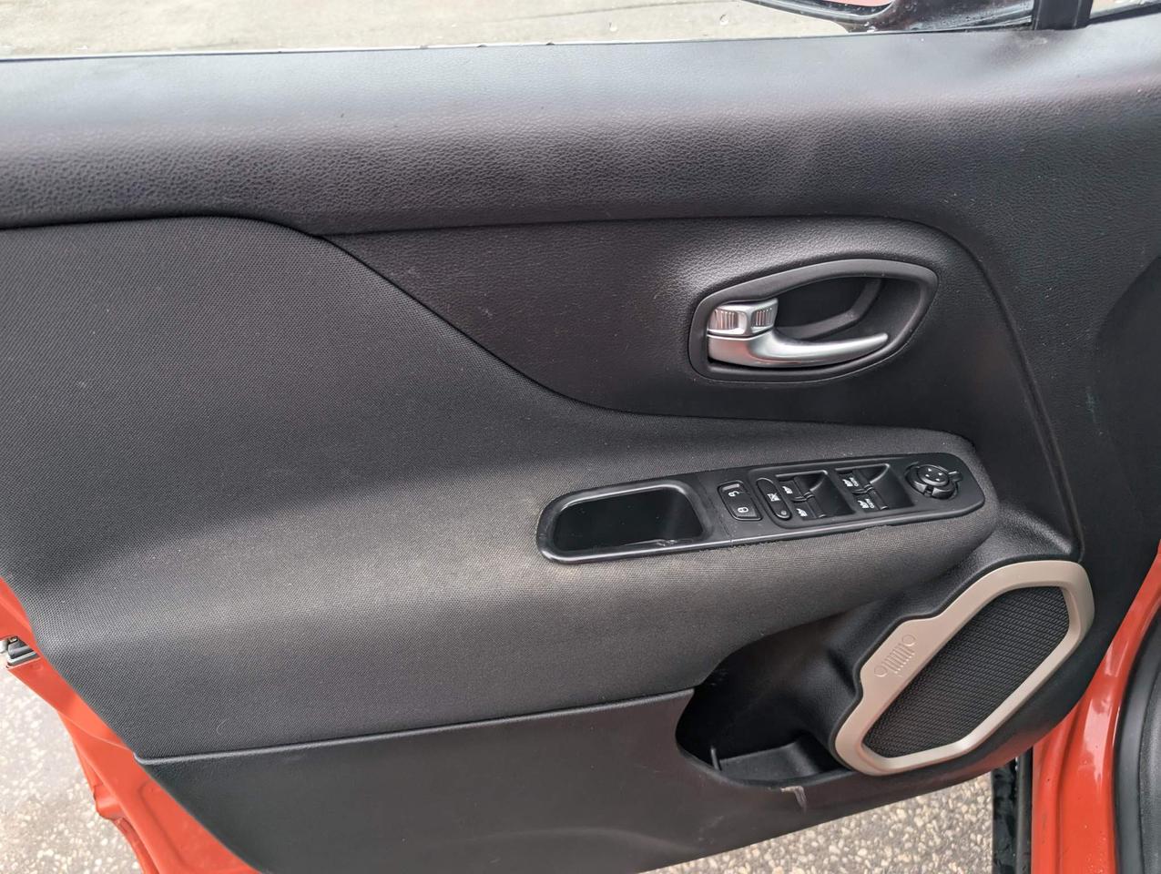 2015 Jeep Renegade Sport 4dr Front-wheel Drive Photo
