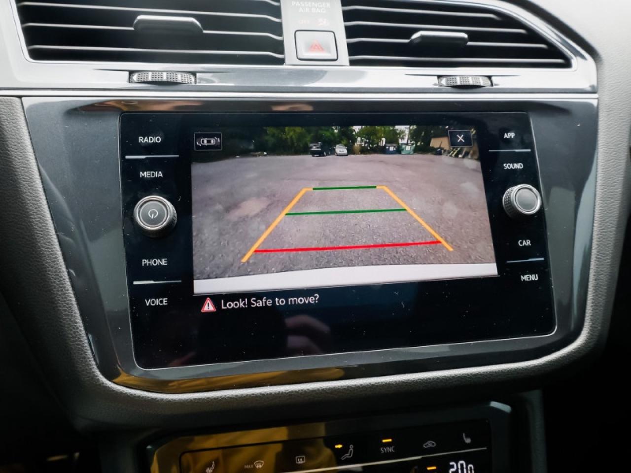 2024 Volkswagen Tiguan Comfortline R-Line Black Edition Photo