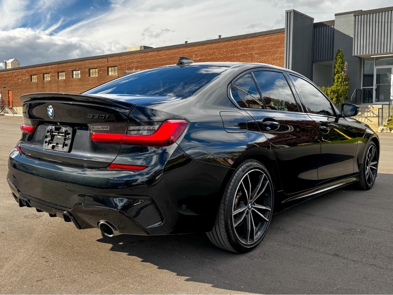 2019 BMW 3 Series Sedan Photo