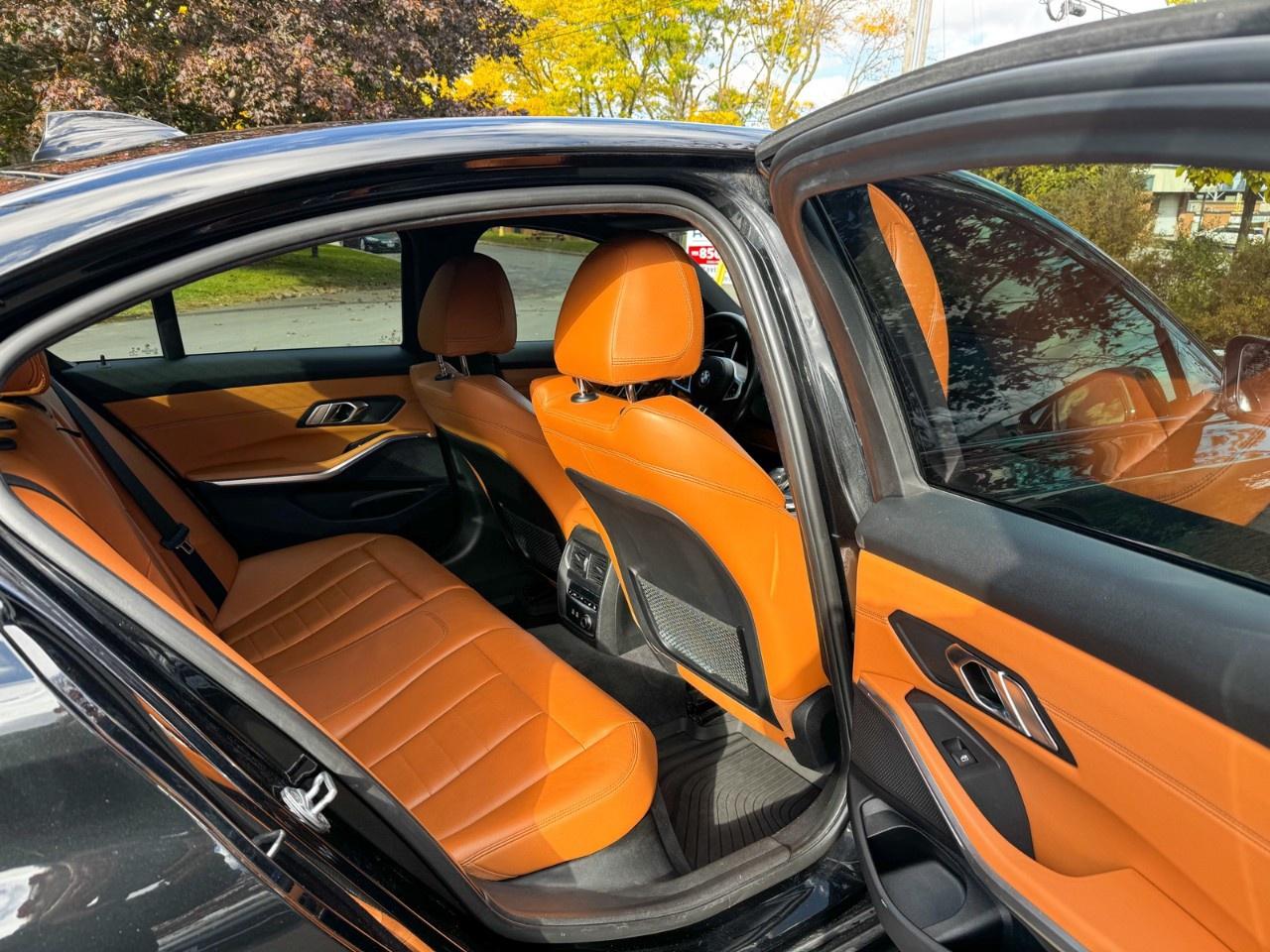 2019 BMW 3 Series Sedan Photo