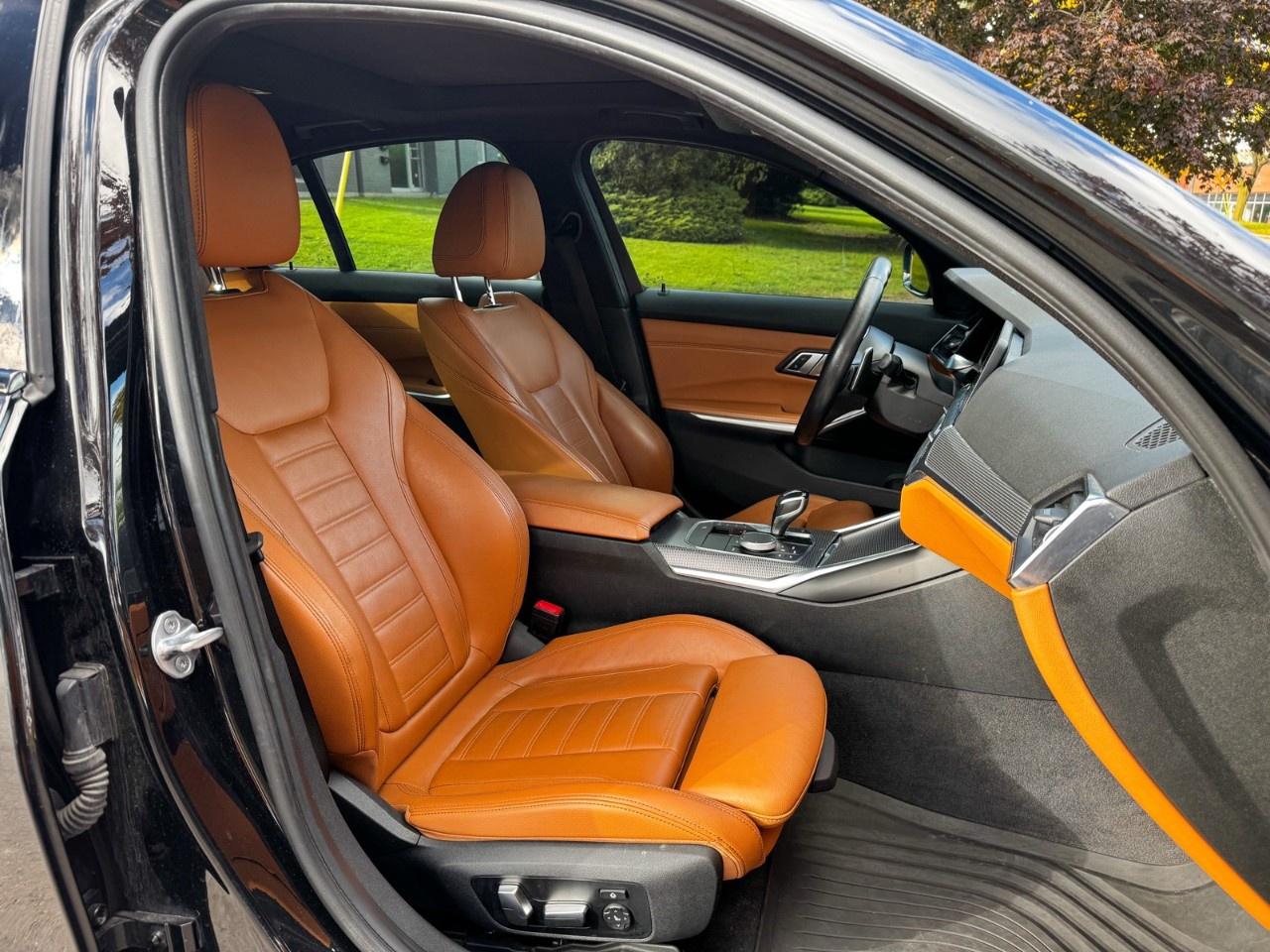 2019 BMW 3 Series Sedan Photo