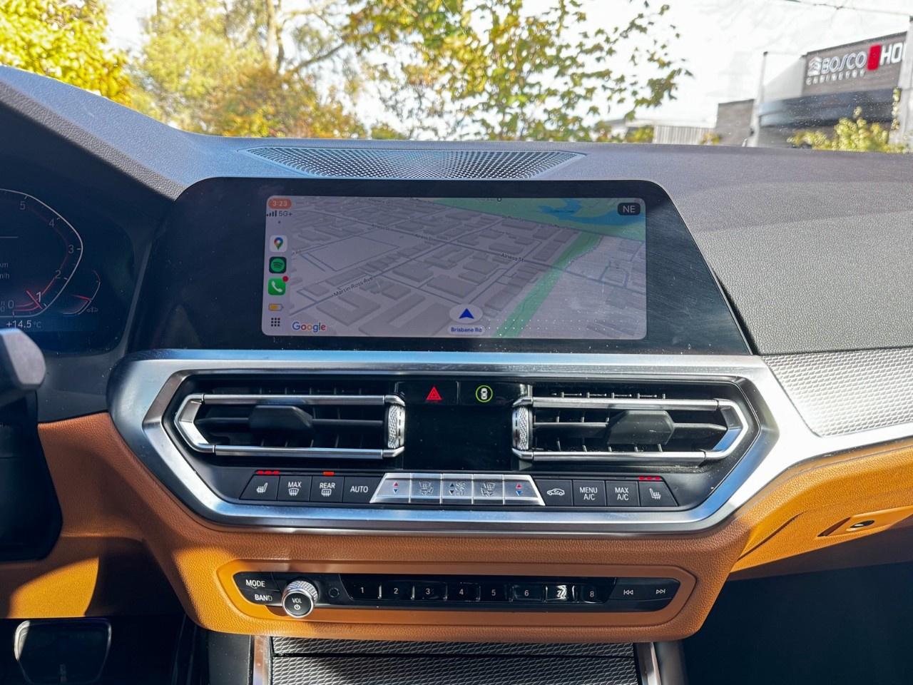 2019 BMW 3 Series Sedan Photo