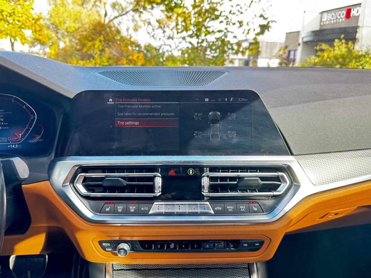 2019 BMW 3 Series Sedan Photo