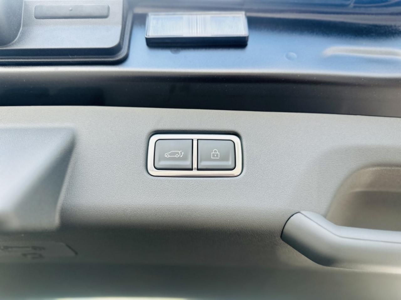 2026 Kia EV9 W/PREMIUM PACKAGE Photo