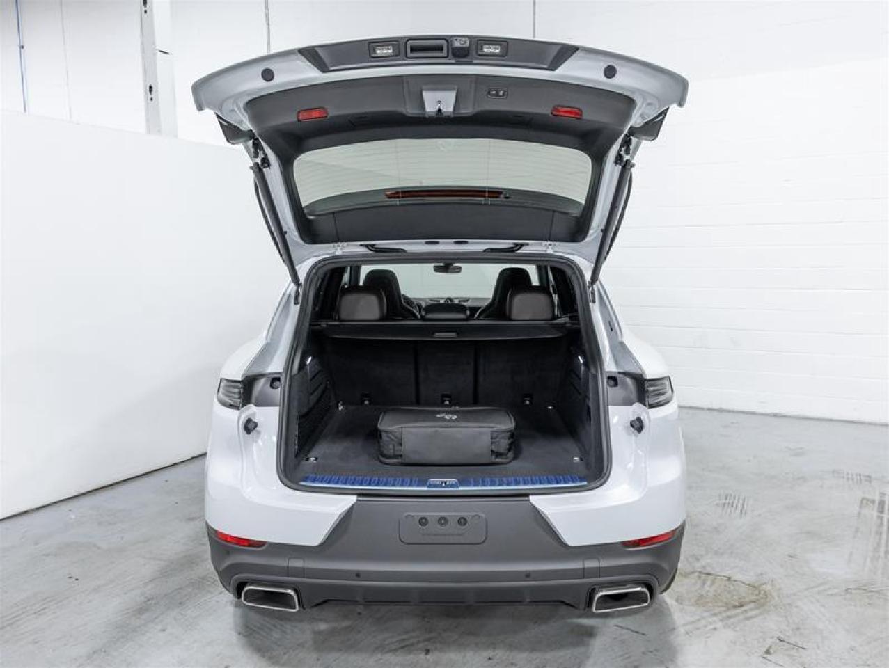 2026 Porsche Cayenne  Photo