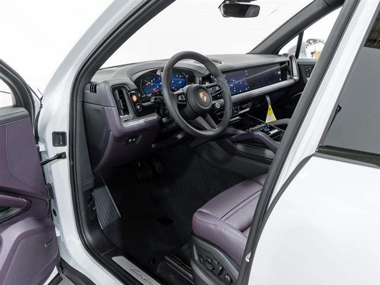 2026 Porsche Cayenne  Photo