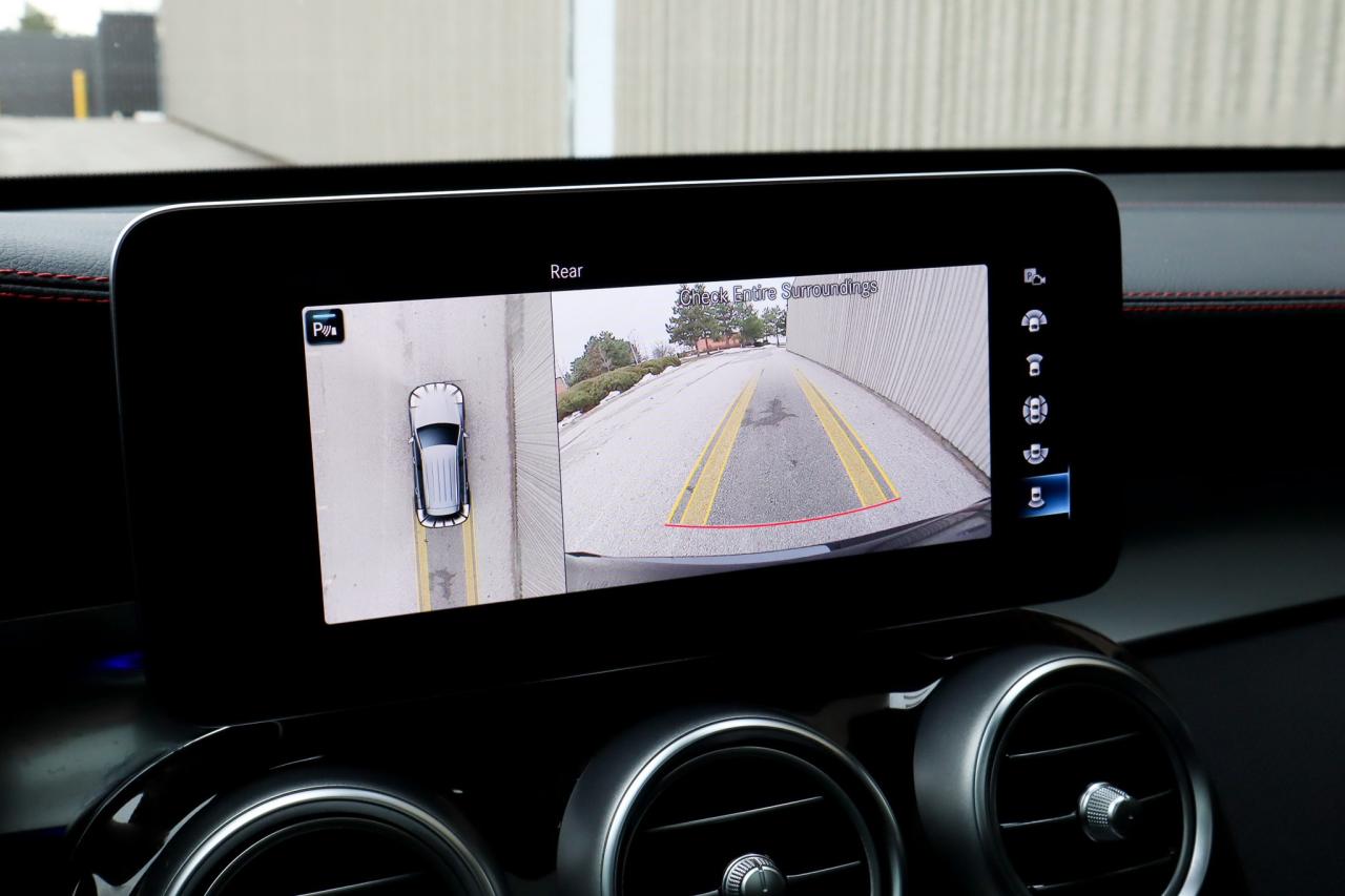 2021 Mercedes-Benz GLC  Photo