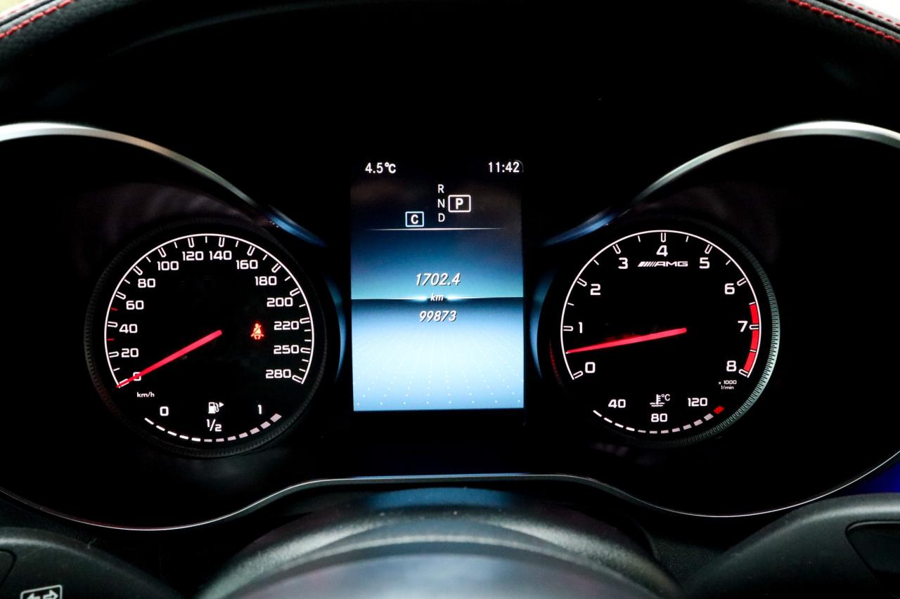 2021 Mercedes-Benz GLC  Photo