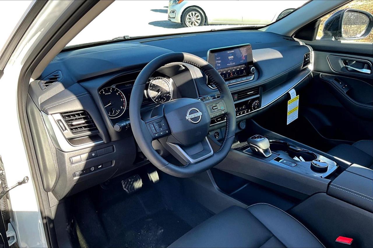 2025 Nissan Rogue Midnight Edition 4dr All-Wheel Drive Sport Utility Photo