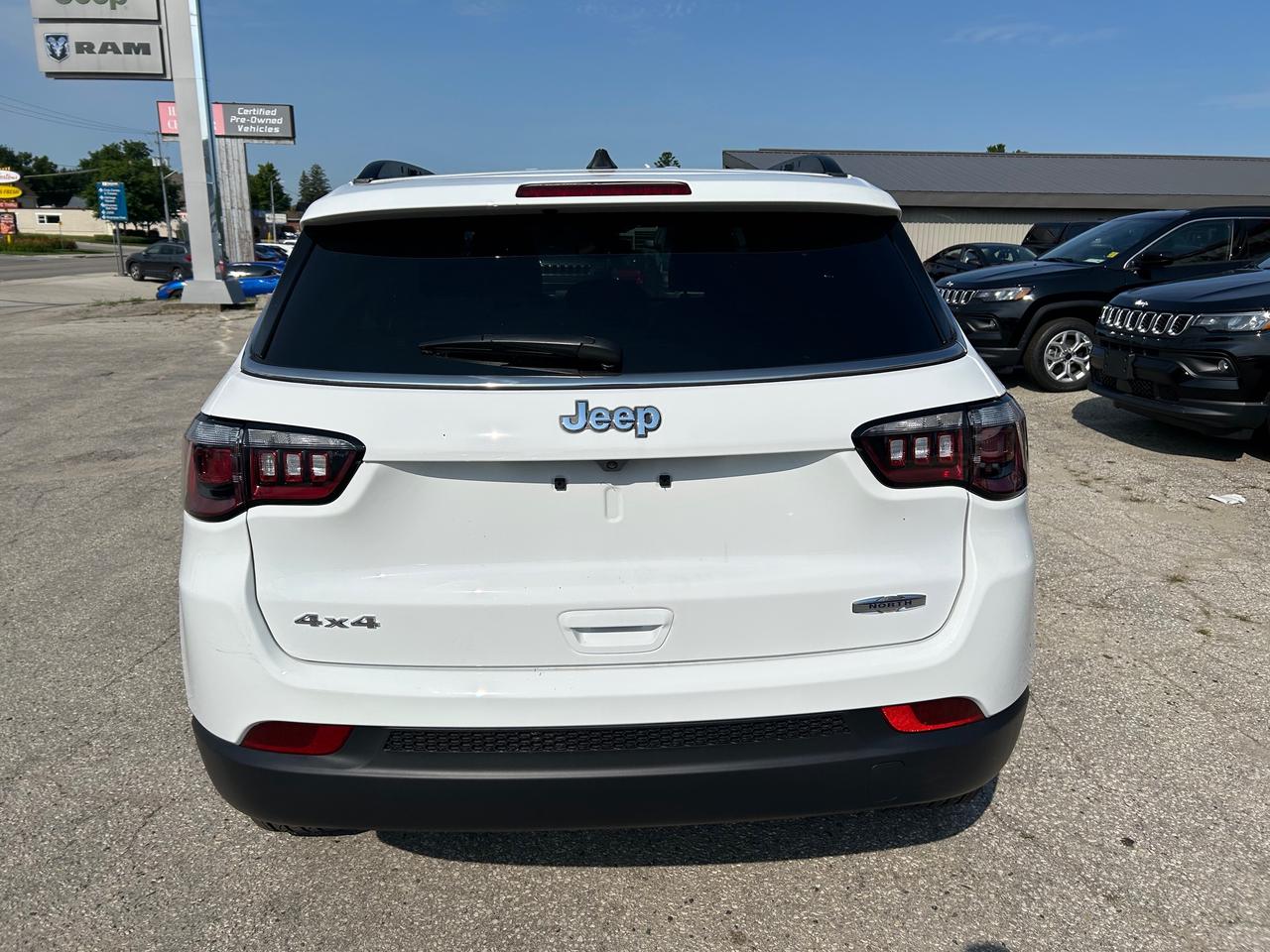 2025 Jeep Compass North 4dr 4x4 Photo