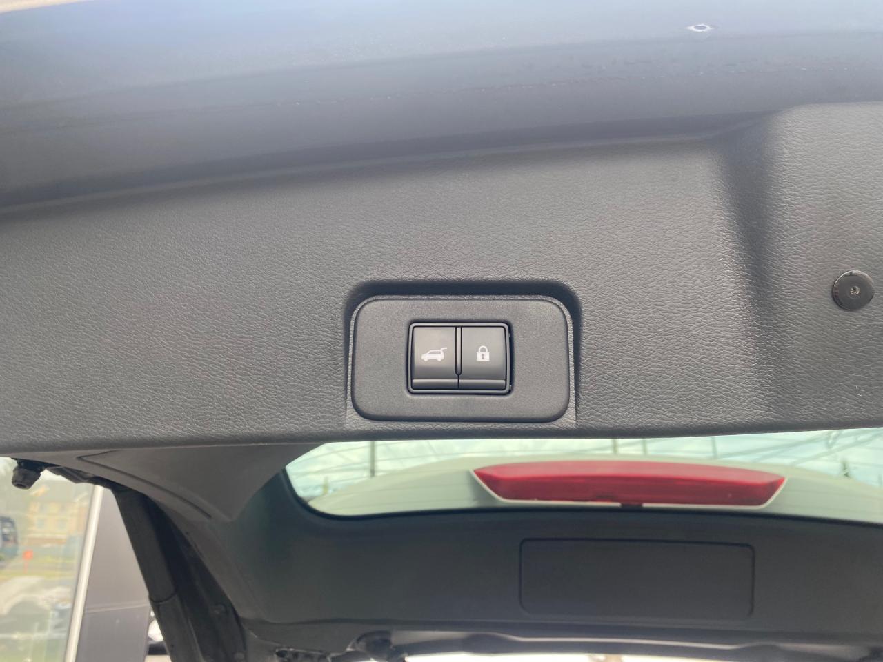 2023 Nissan Rogue SL 4dr All-Wheel Drive Sport Utility Photo